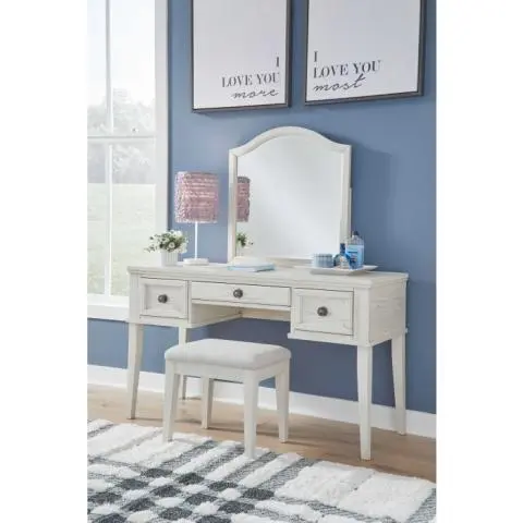 Desks &amp; Vanities