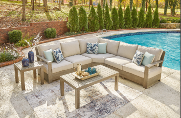 LUXURY OUTDOOR FURNITURE